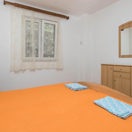 Nice Apartment In Bosana-Pag With Wifi Šimuni Buitenkant foto